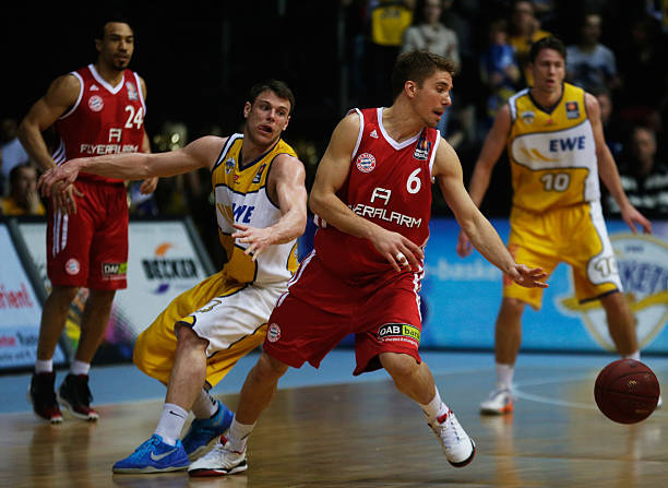 种族问题持 种族问题持