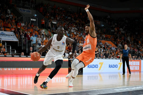 端外线爆发 端外线爆发