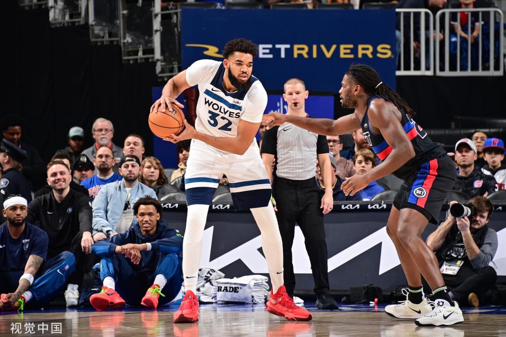 在现代足球 在现代足球